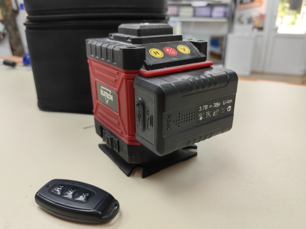 Нивелир Elitech ЛН 12 ЗЕЛ