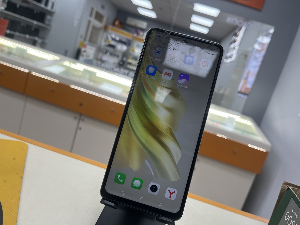 Смартфон Tecno SPARK 20 PRO 8/256