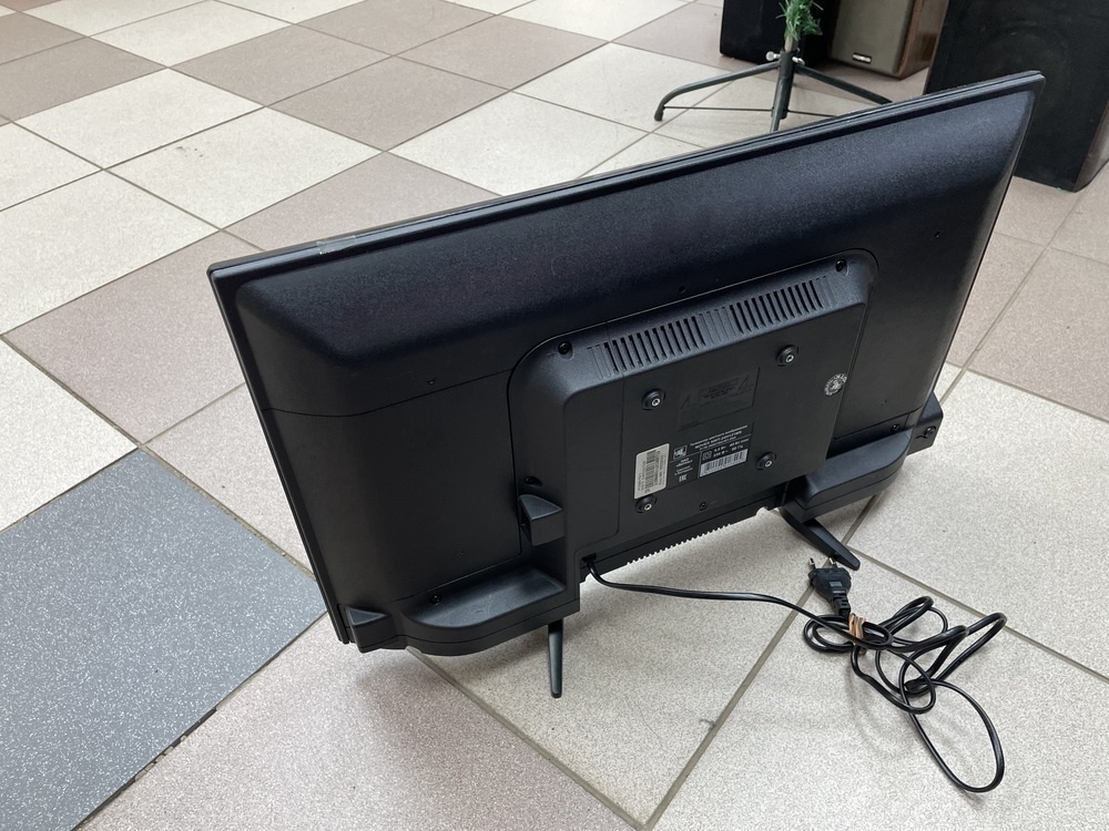 LED Телевизор Novex NWT-24H121MS;