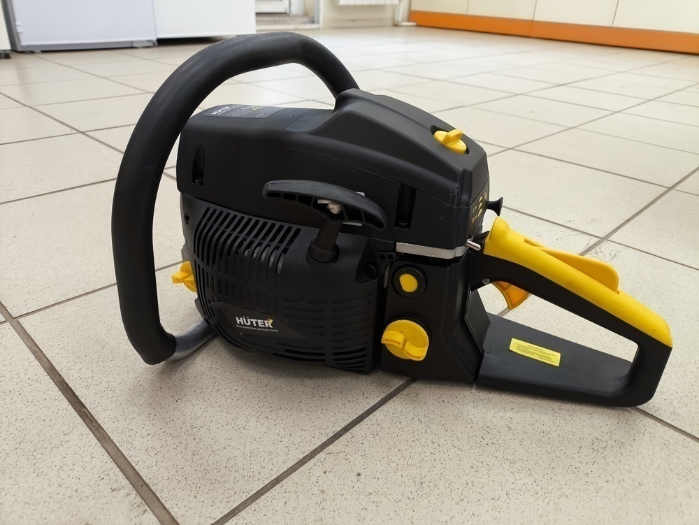 Бензопила Huter BS-6218