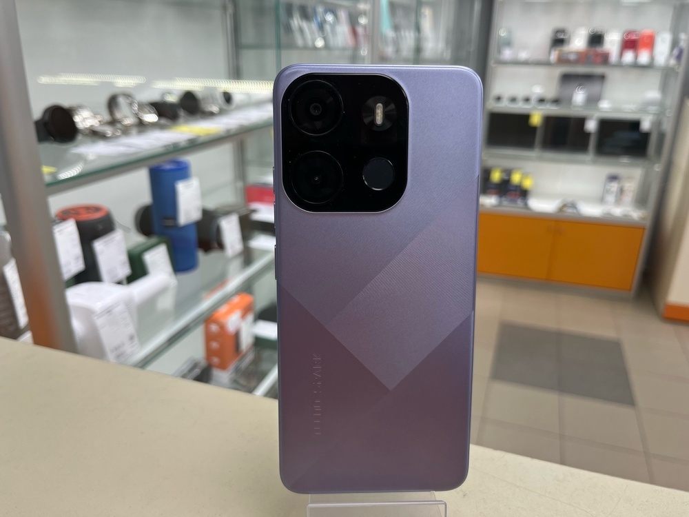 Смартфон Tecno Spark Go 2023 3/64