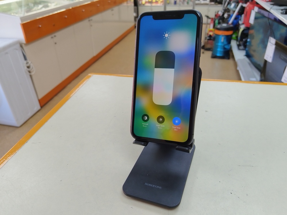 Смартфон Apple iPhone 11 64Gb