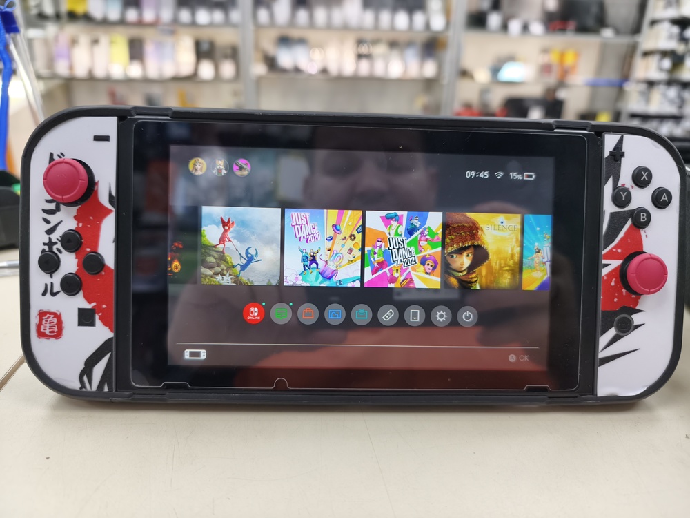 Игровая приставка Nintendo Switch