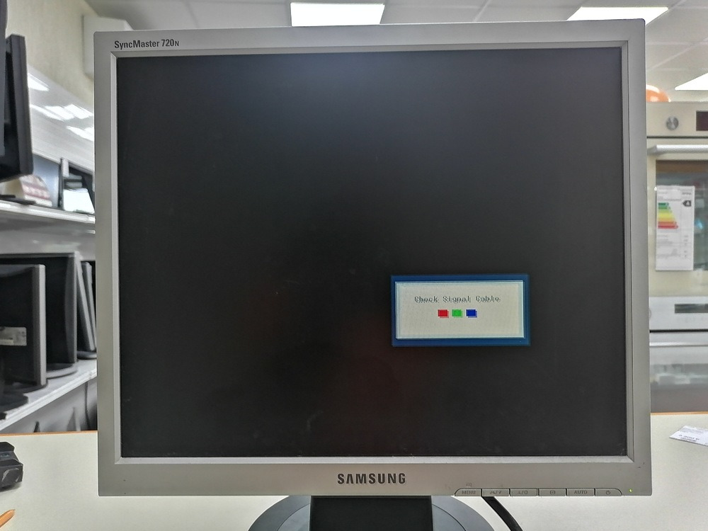 Монитор Samsung 720N
