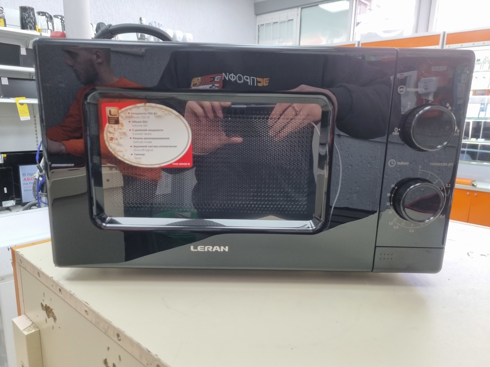 Микроволновая печь Leran FMO 20M22B