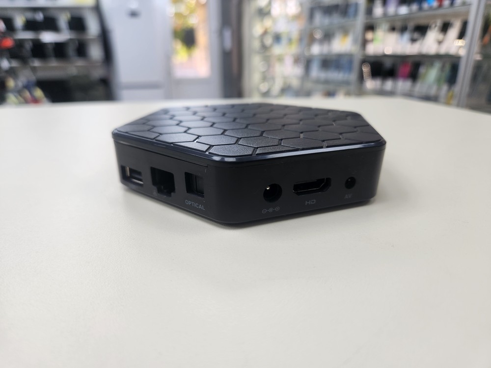 Smart-TV приставка IconBit Movie 2100