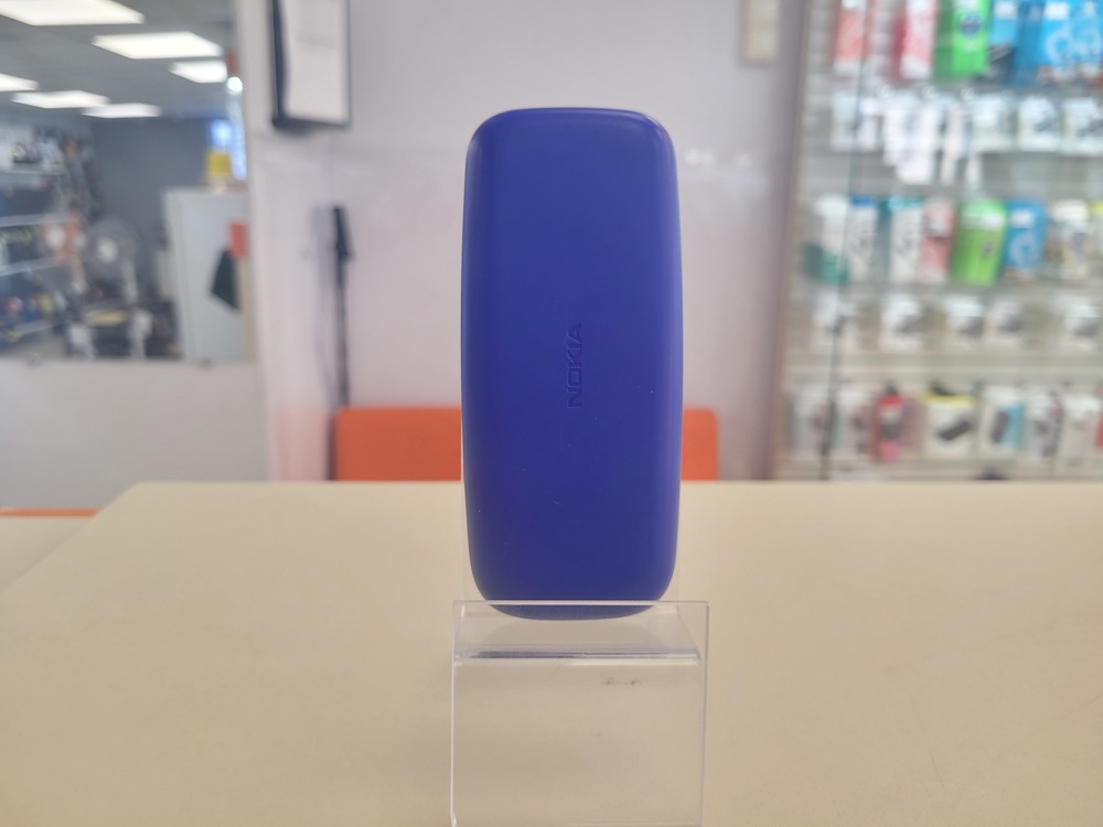 Смартфон Nokia 670