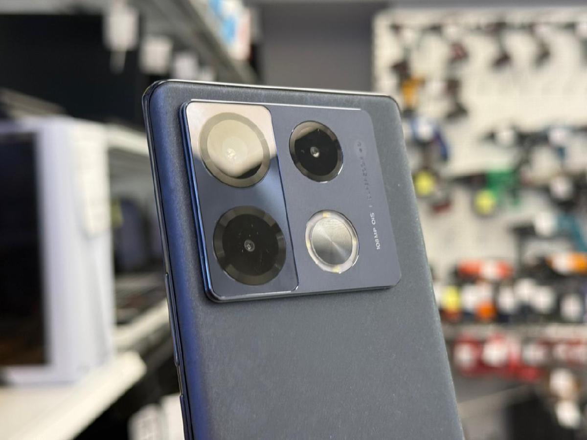 Смартфон Infinix Note 40 Pro Plus 12/256