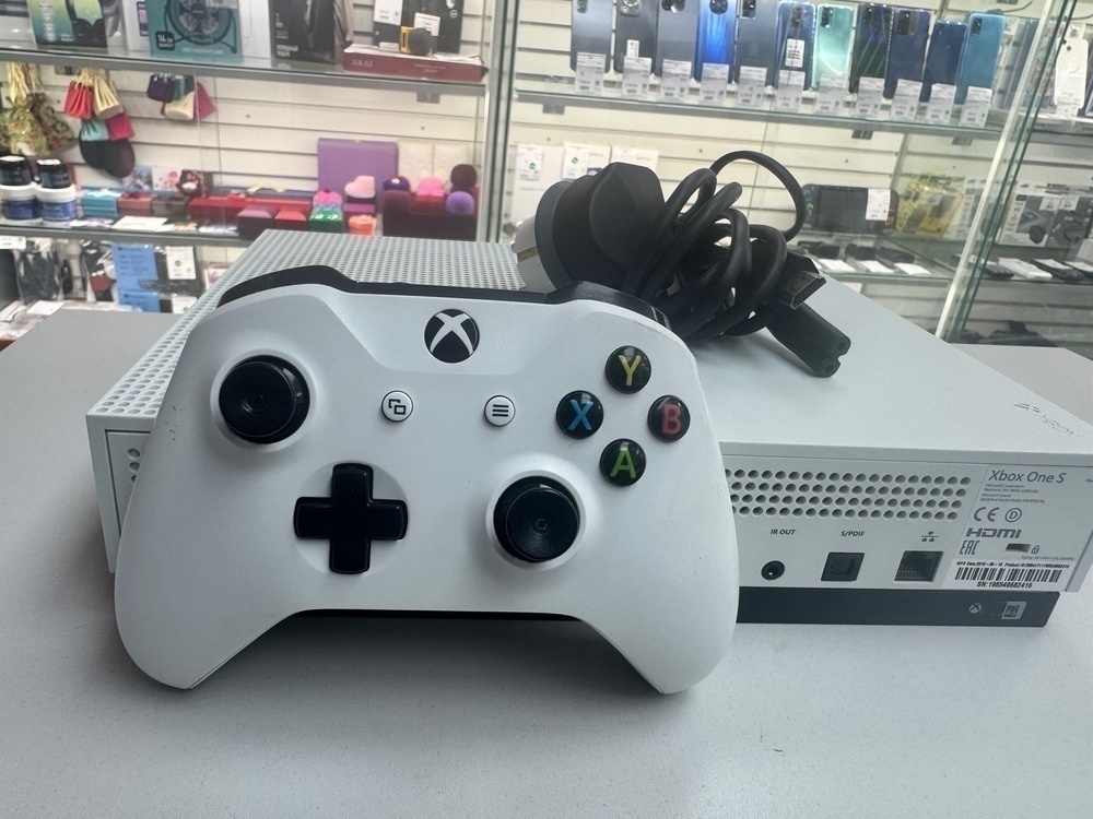 Игровая приставка Xbox One S 500Gb