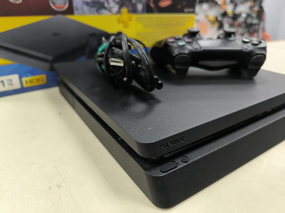 Игровая приставка PlayStation 4 Slim 1Tb