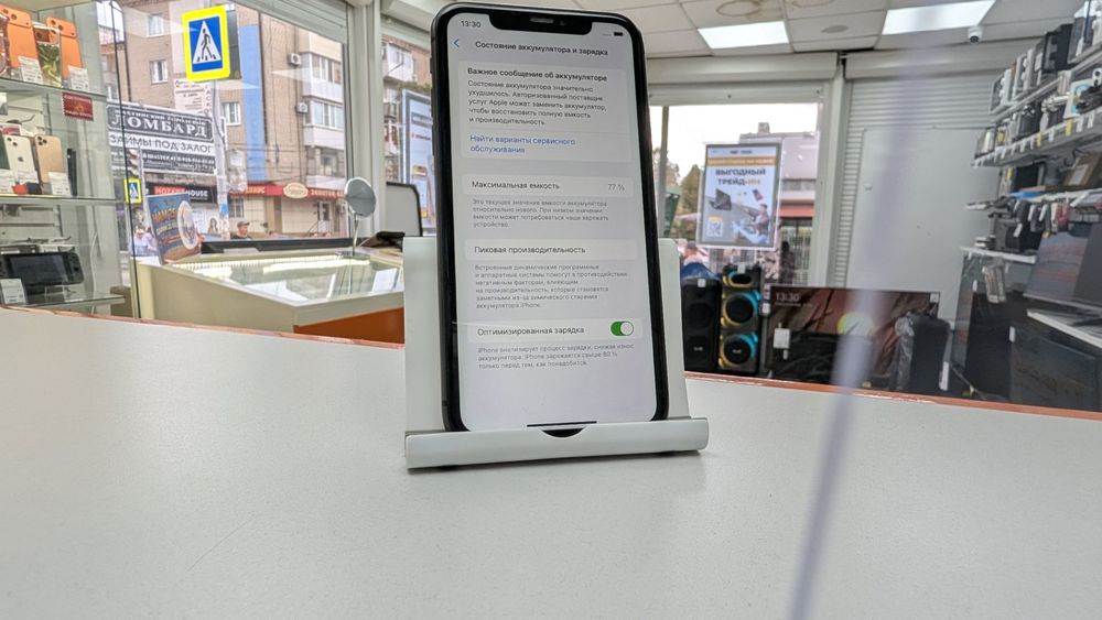 Смартфон Apple iPhone 11 64Gb
