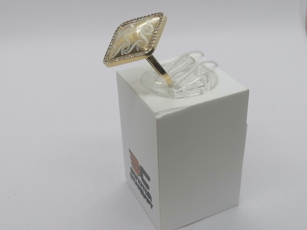 КОЛКМИ585 КОЛЬЦО С КАМНЯМИ (Au 585)