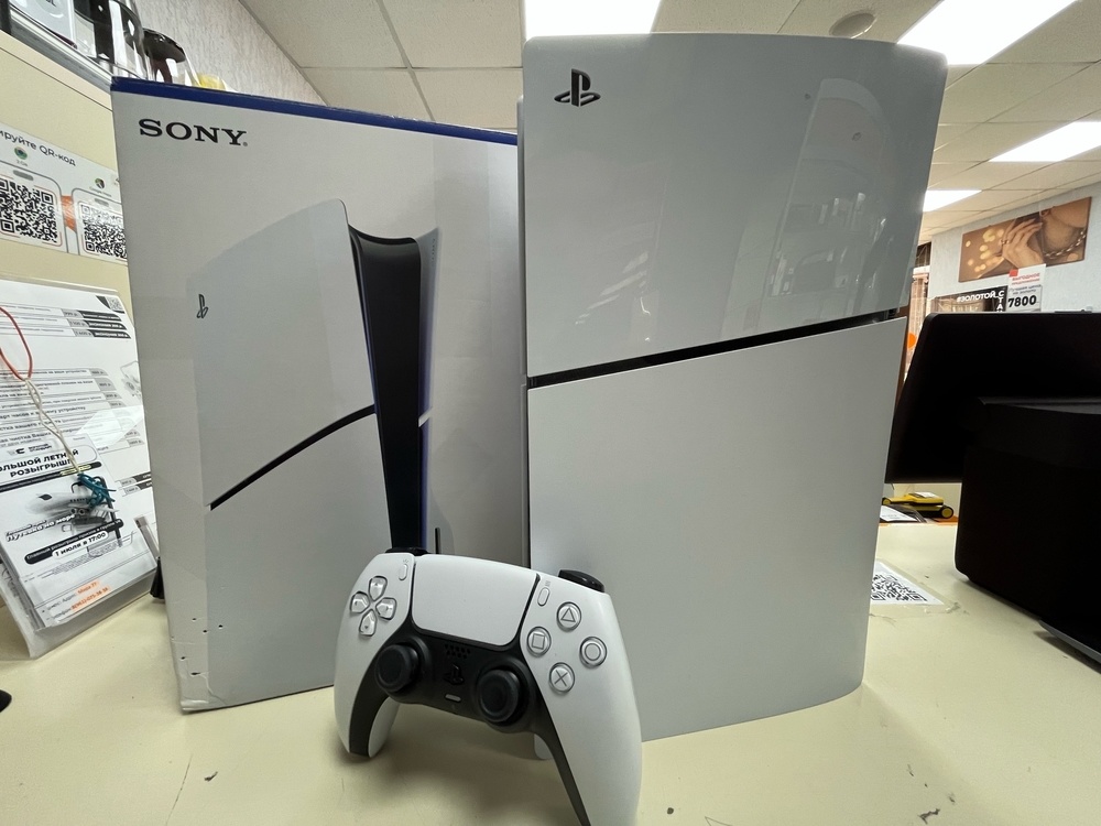 Игровая приставка PlayStation 5 Slim 1TB (С дисководом)