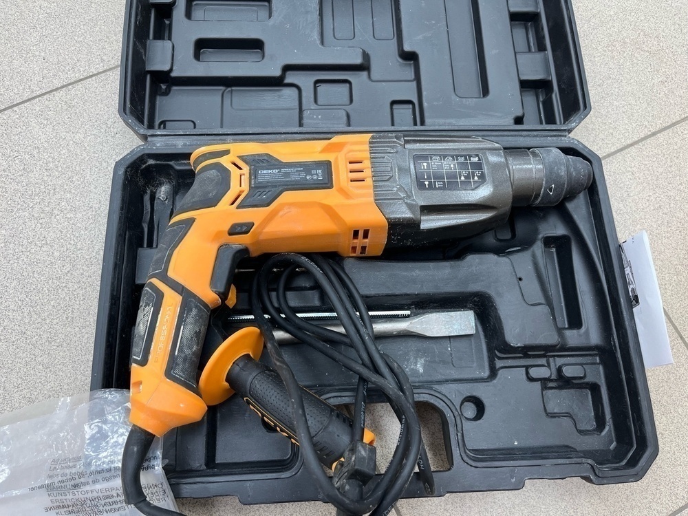 Перфоратор Deko DKH1350W