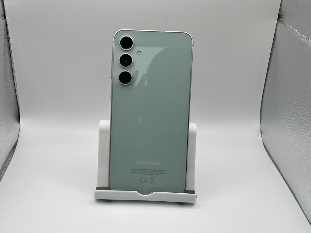 Смартфон Samsung Galaxy S23 FE 8/256