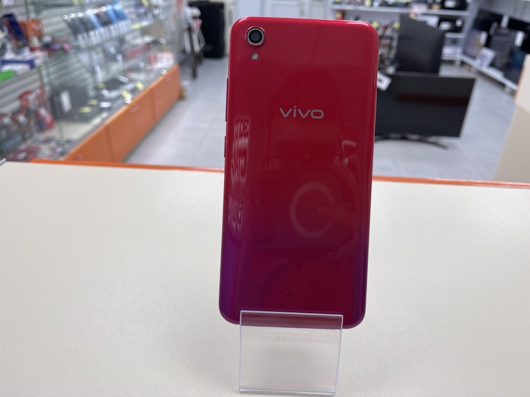 Смартфон Vivo 1820