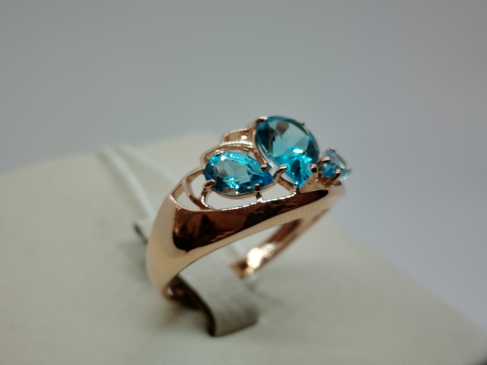 КОЛЬЦО С КАМНЯМИ (Au 585)