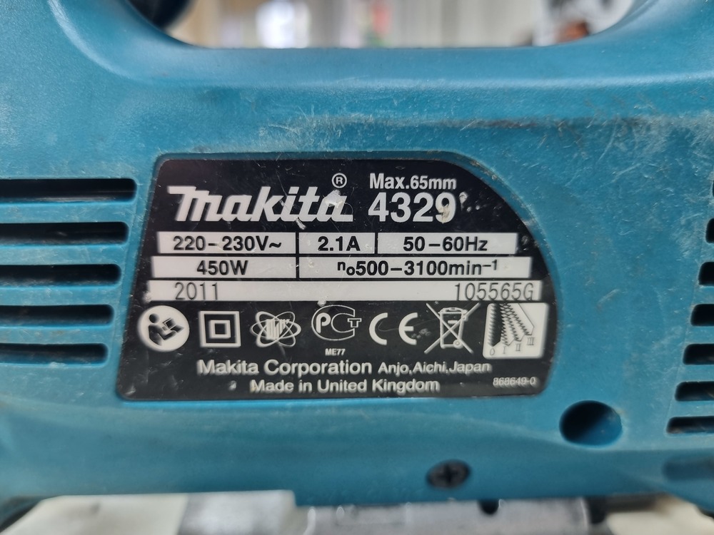 Лобзик Makita 4329