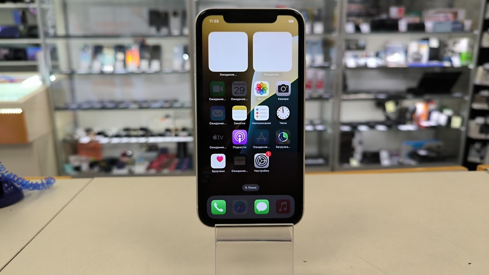Смартфон Apple iPhone 11 64Gb