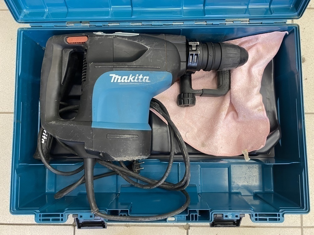 Отбойный молоток Makita HR4501C
