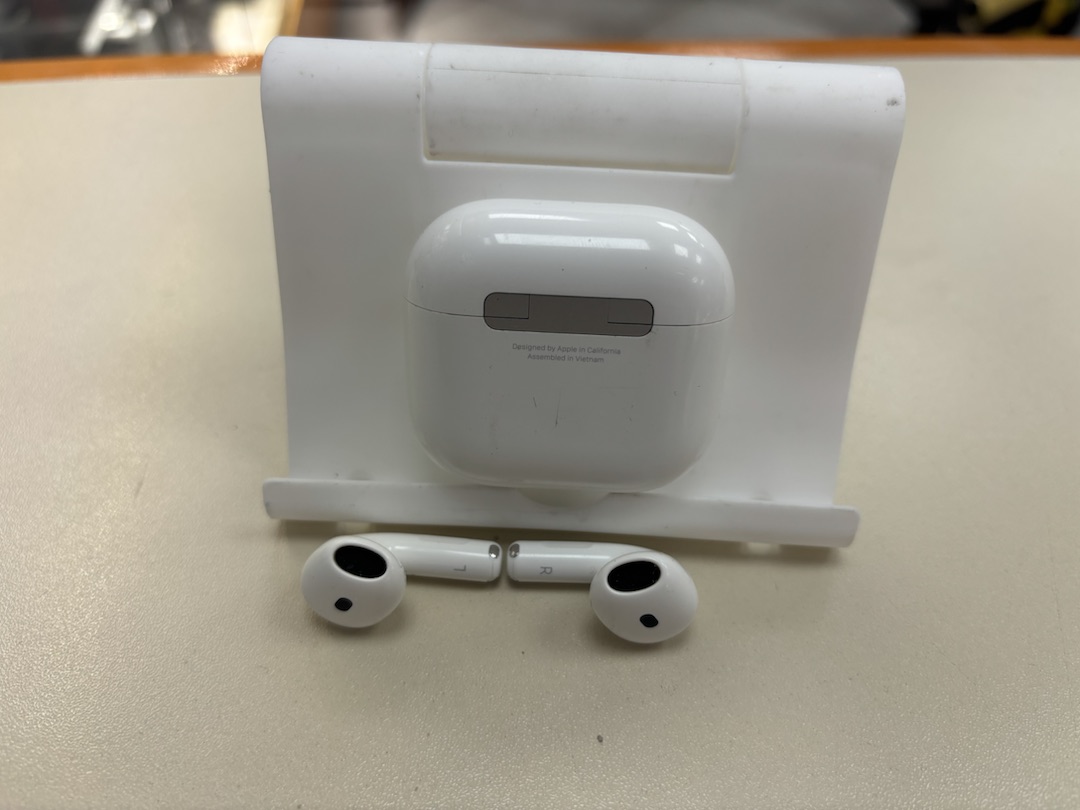 Наушники беспроводные Apple AirPods 4 с ANC