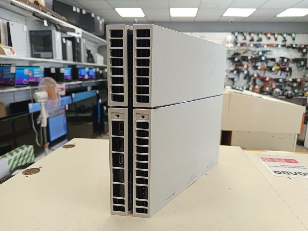 Игровая приставка PlayStation 4 FAT 500GB