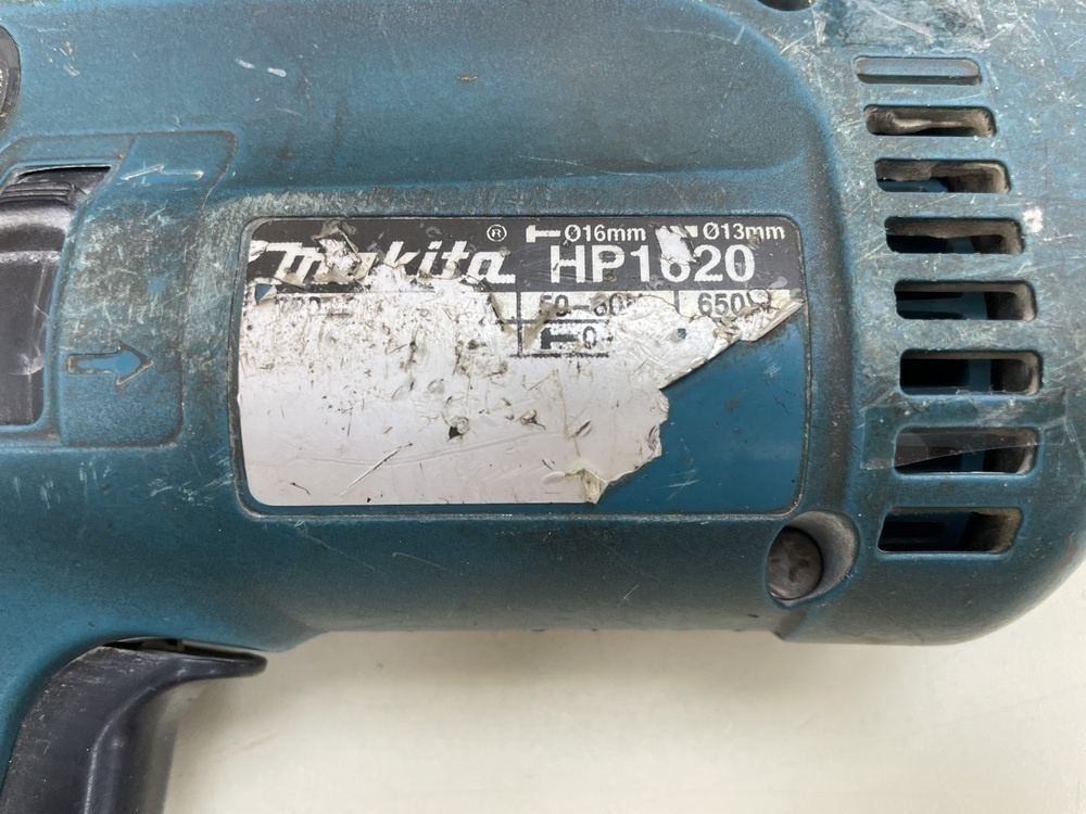 Дрель-ударная Makita HP1620.