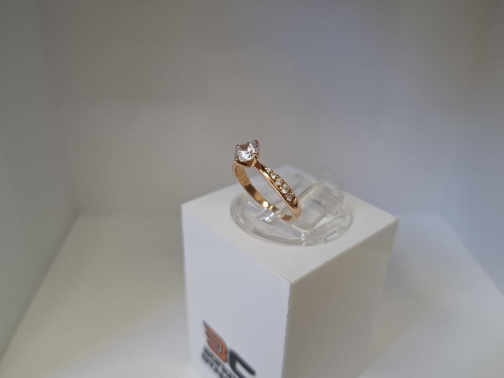 КОЛЬЦО С КАМНЯМИ (Au 585)