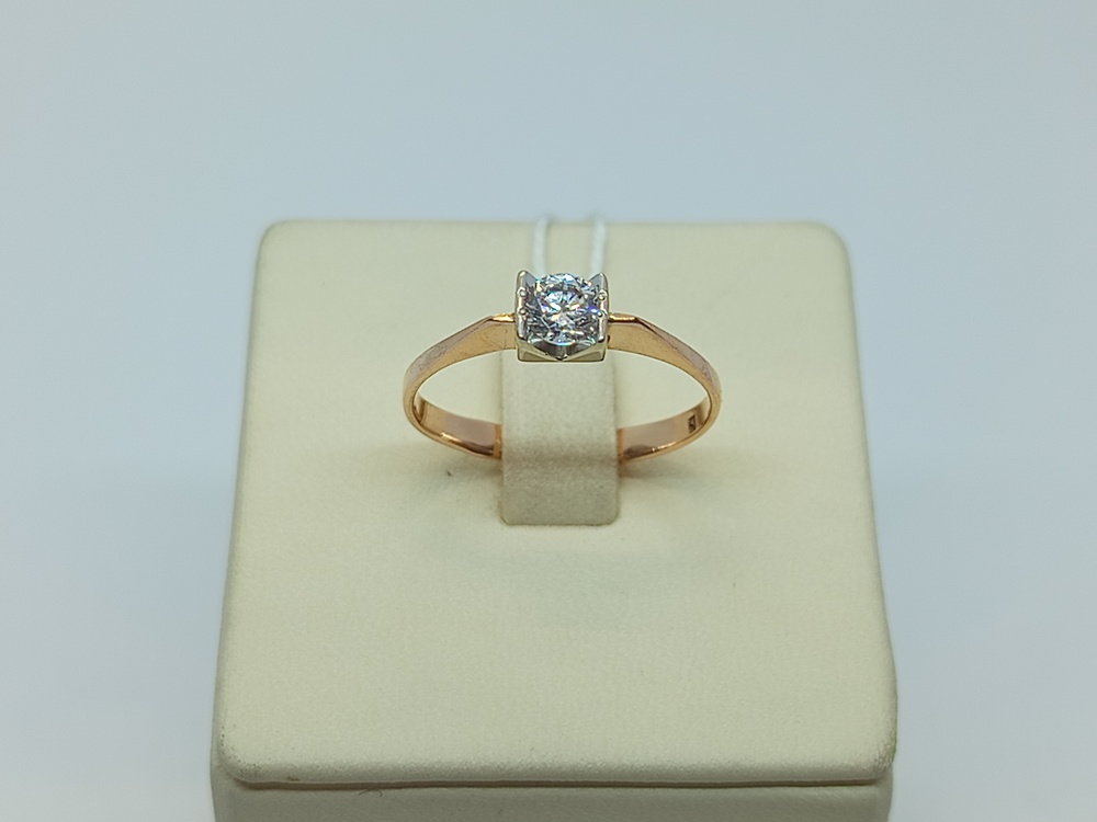 КОЛКМ585 КОЛЬЦО С КАМНЕМ (Au 585)