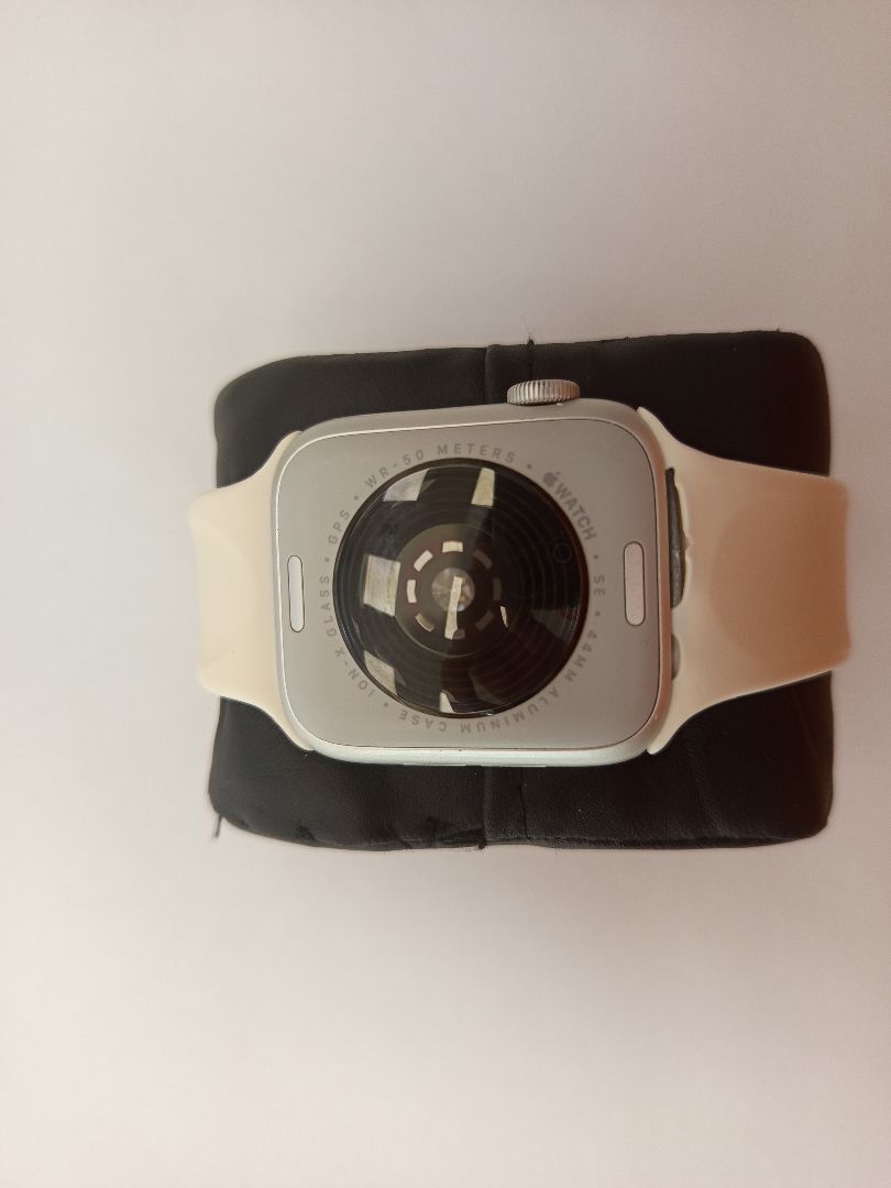 Смарт-часы Apple Watch SE 2022 44mm