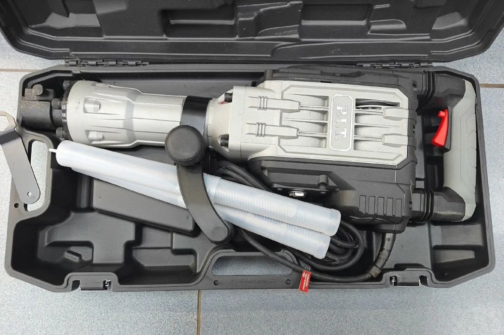 Отбойный молоток P.I.T. GSH65-C2