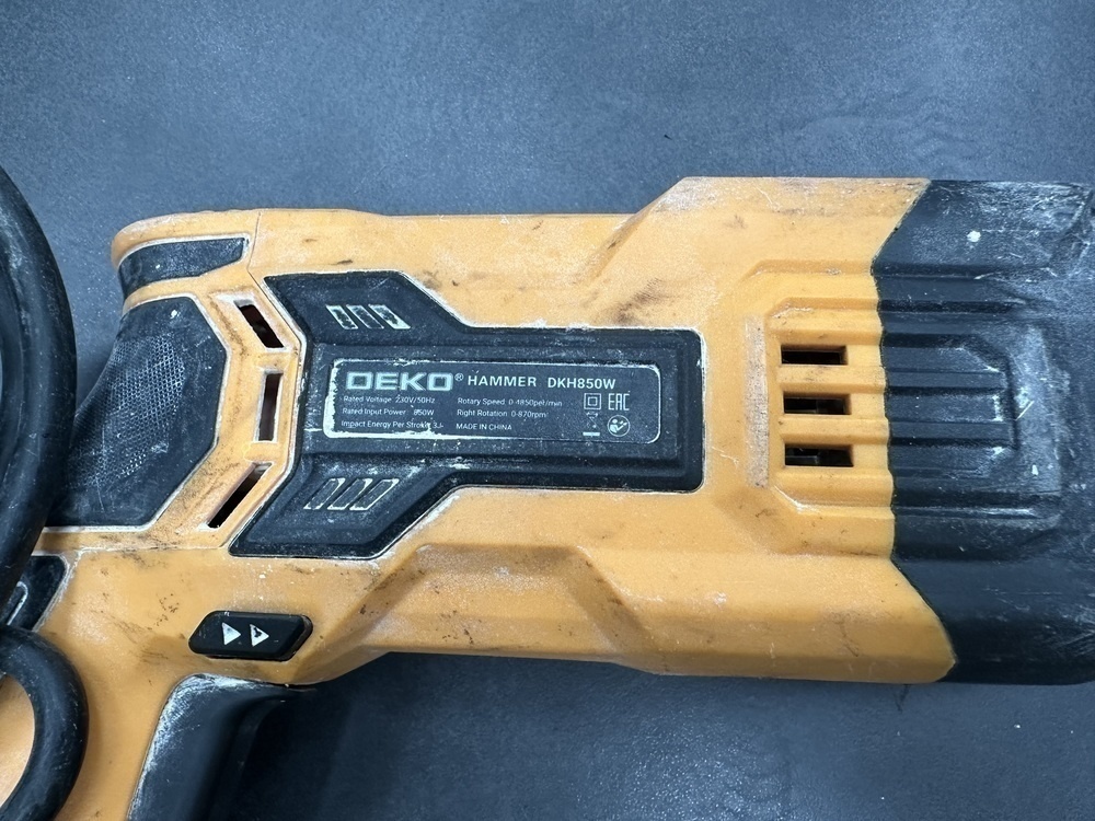 Перфоратор Deko DKH850W
