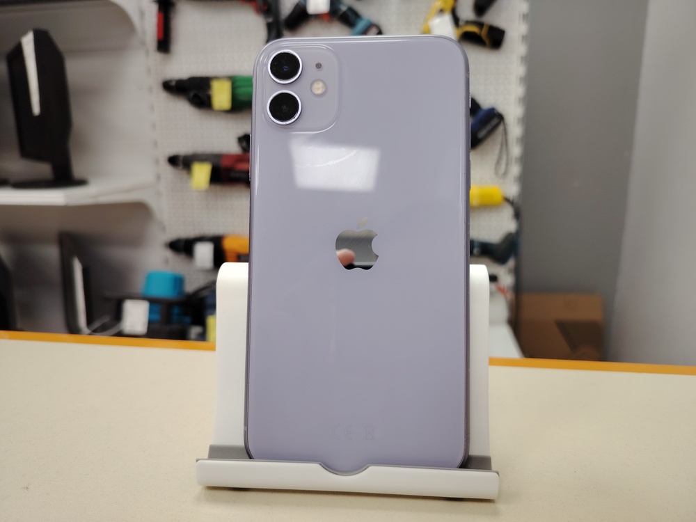 Смартфон Apple iPhone 11 64Gb