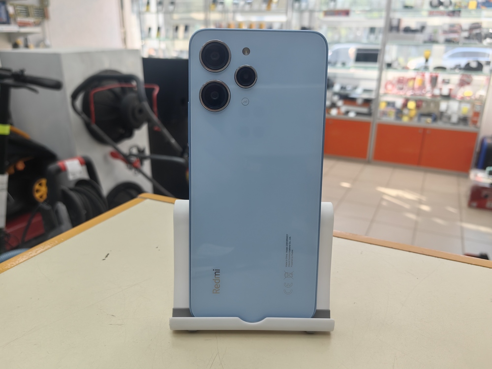 Смартфон Xiaomi Redmi 12 4/128