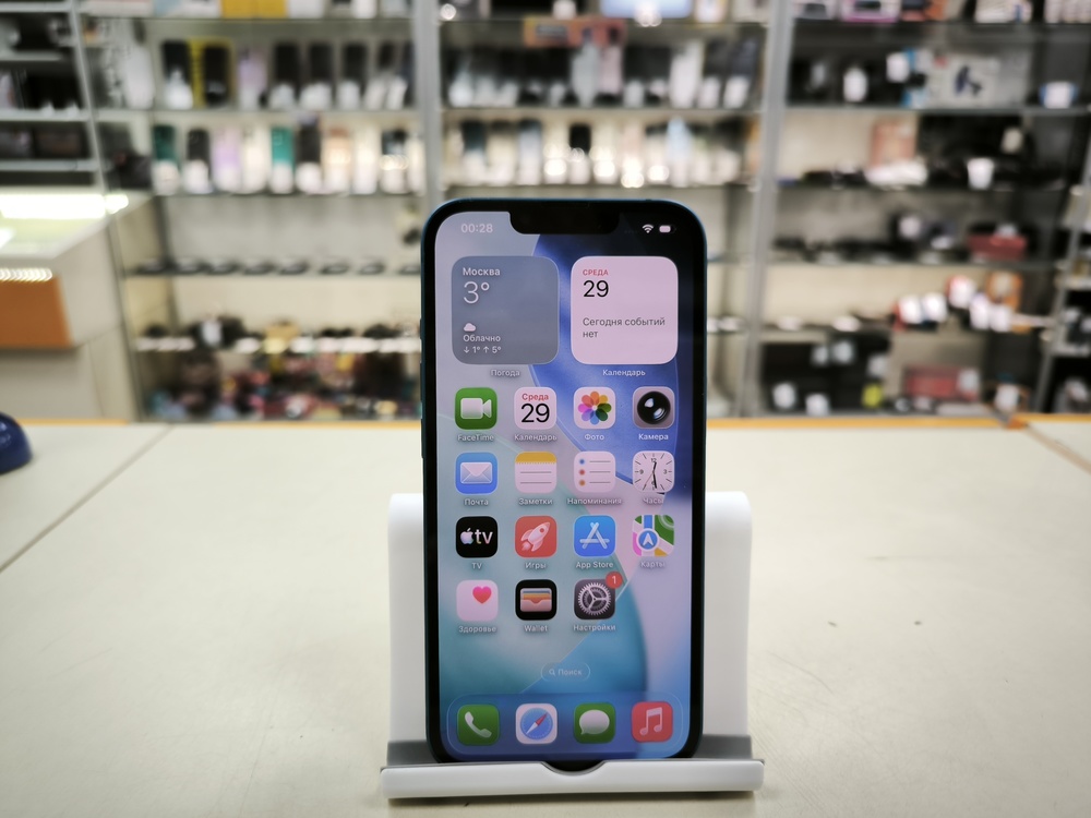 Смартфон Apple iPhone 13 128Gb