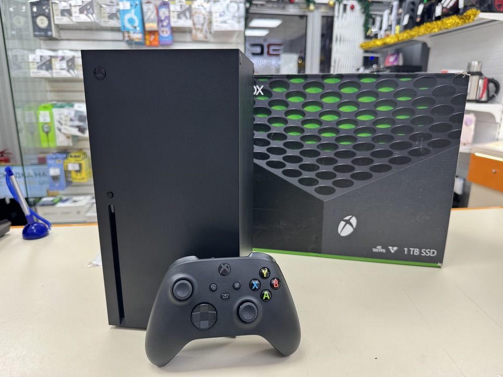 Игровая приставка Xbox Series X 1Tb
