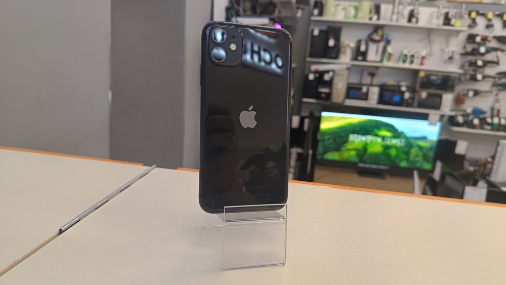 Смартфон Apple iPhone 11 128Gb