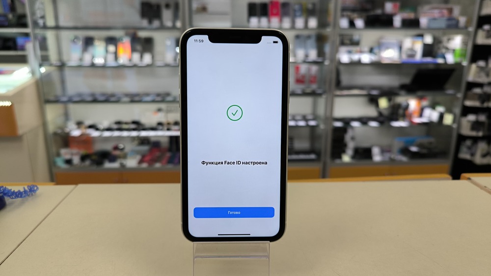 Смартфон Apple iPhone 11 64Gb