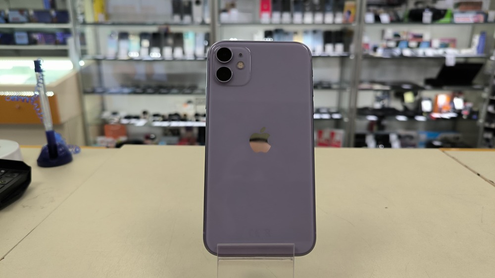 Смартфон Apple iPhone 11 64Gb
