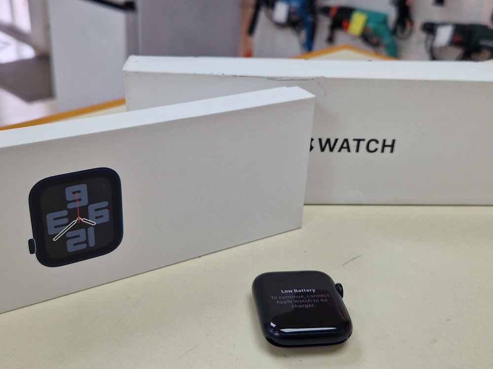 Смарт-часы Apple Смарт-часы Apple Watch SE 2022 44mm