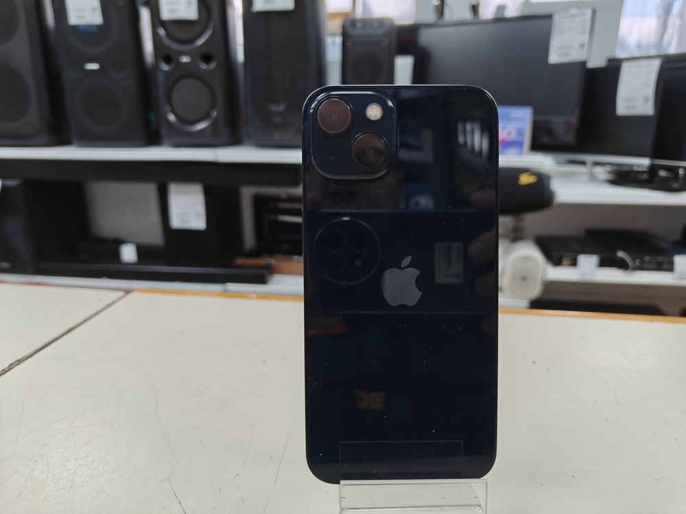 Смартфон Apple iPhone 13 128Gb