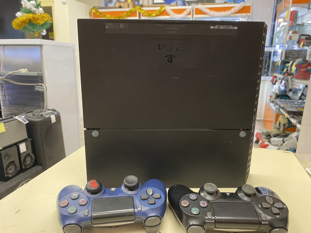 Игровая приставка PlayStation 4 FAT 500GB