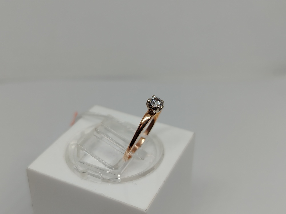 КОЛКМ375 КОЛЬЦО С КАМНЕМ (Au 375)