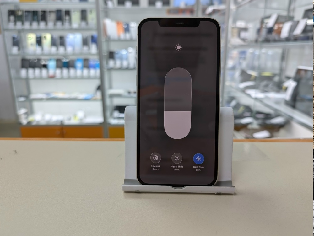 Смартфон Apple iPhone 12 64Gb