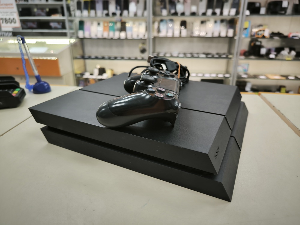 Игровая приставка PlayStation 4 FAT 1Tb
