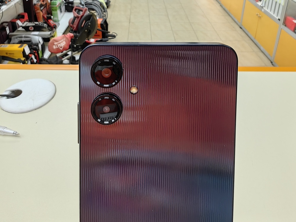 Смартфон Samsung Galaxy A06 4/64