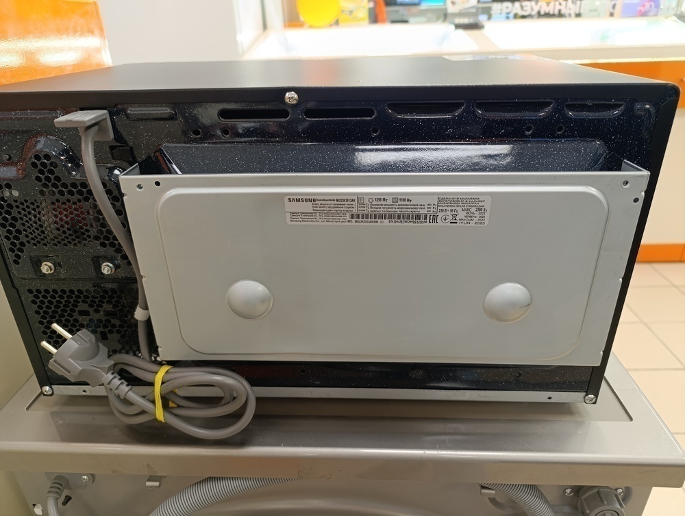 Микроволновая печь Samsung MG23K3513AK;
