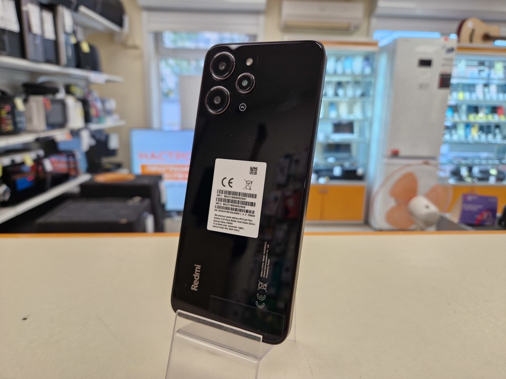 Смартфон Xiaomi Redmi 12 8/256