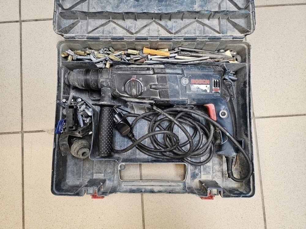 Перфоратор Bosch GBH 2-28