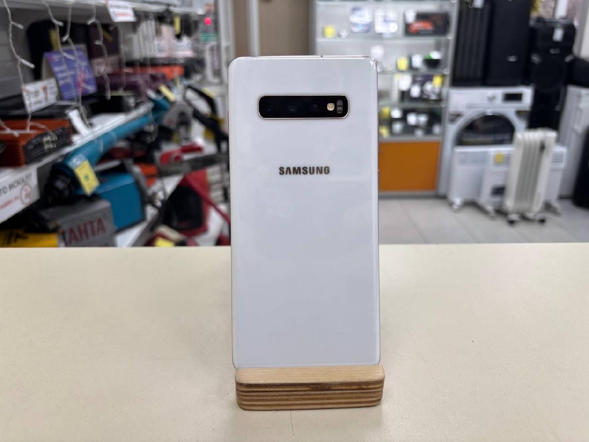 Смартфон Samsung Galaxy S10+ 8/512